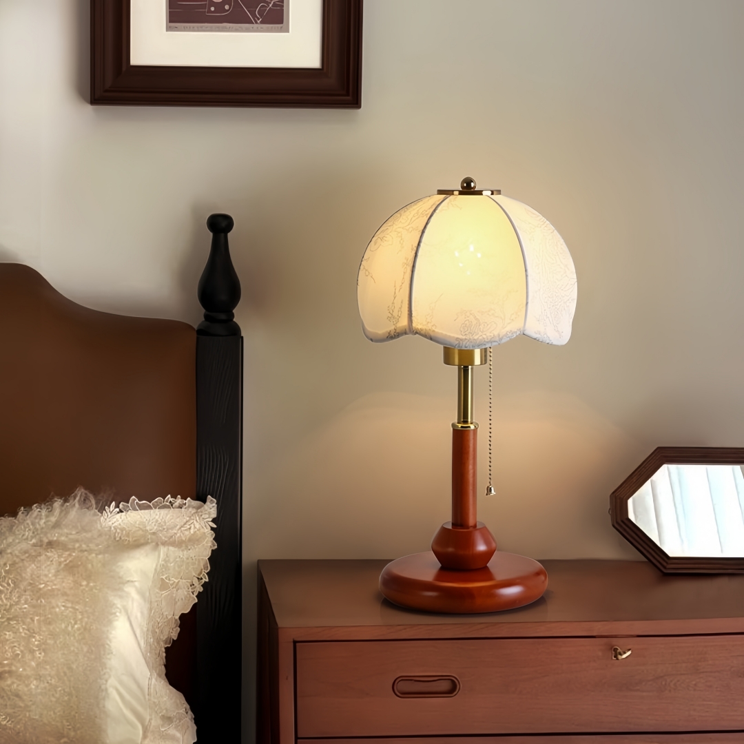 مصباح طاولة قبة مزخرفة بتصميم  - مراجعة Lighting Decor Bedroom وسعره